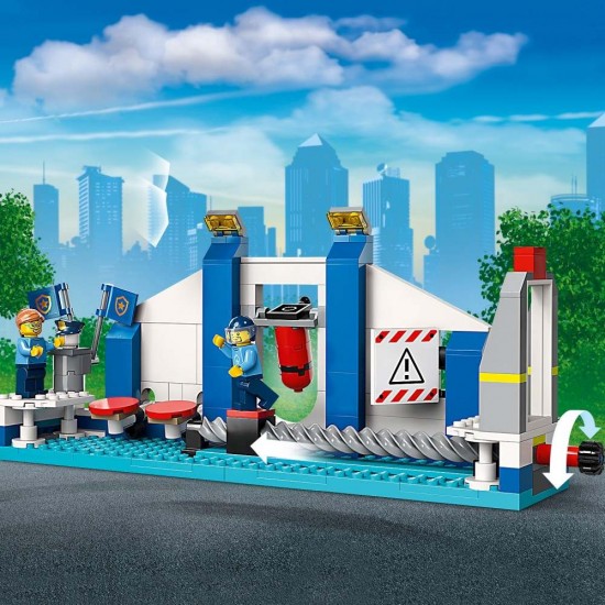 LEGO CITY - POLICE TRAINING ACADEMY (60372)