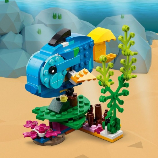 LEGO CREATOR - EXOTIC PARROT (31136)