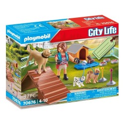 PLAYMOBIL CITY LIFE GIFT SET ΕΚΠΑΙΔΕΥΤΡΙΑ ΣΚΥΛΩΝ (70676)